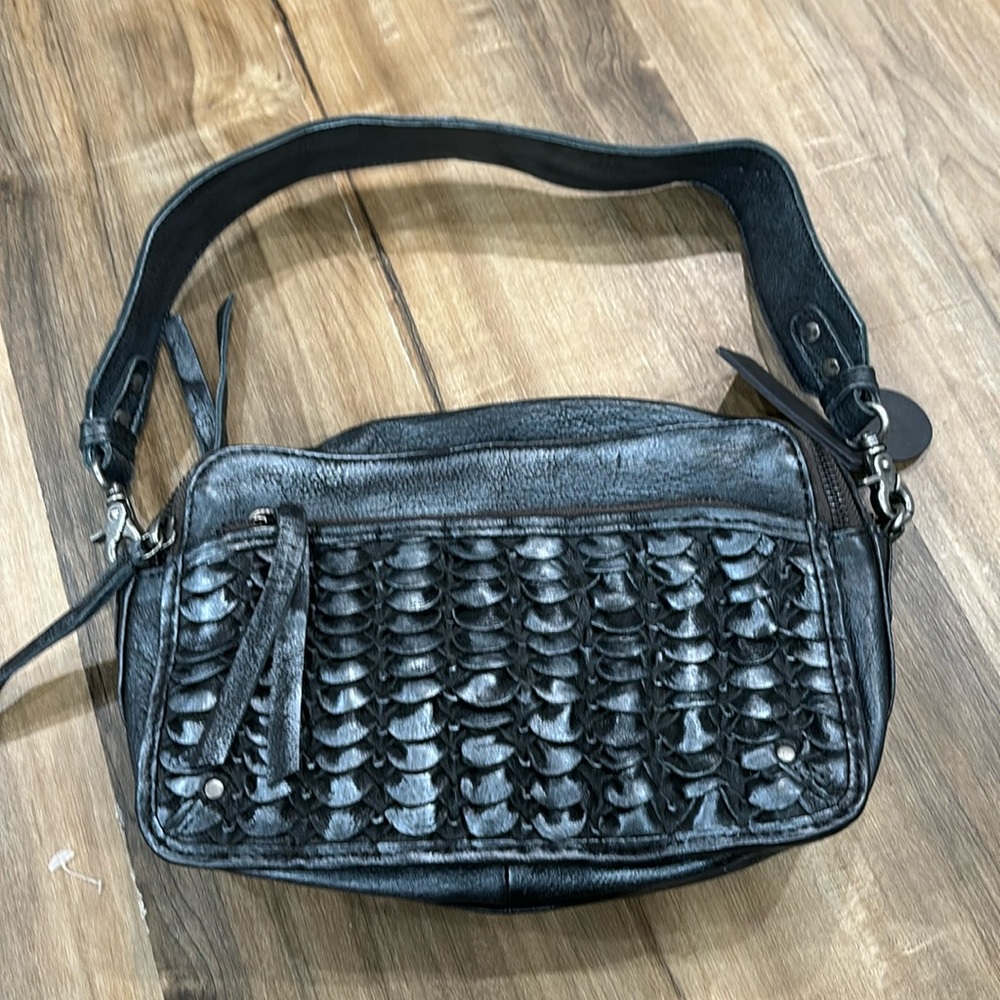 NWT metallic bag